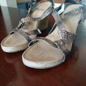 Aerosoles wedge sandals